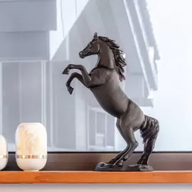 Хрустальная скульптура "Spirited Horse" черная