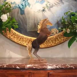 Хрустальная скульптура "Spirited Horse" серая