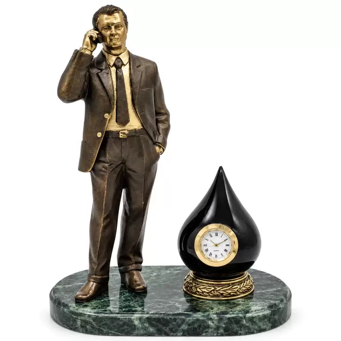 Souvenir "Employee of the oil industry"