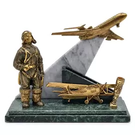 A writing set made of an Aviator coil