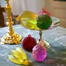 Хрустальная скульптура "Драконий фрукт" розовая