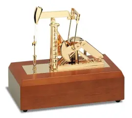 Статуэтка "Искушение Пьеро" разноцветная