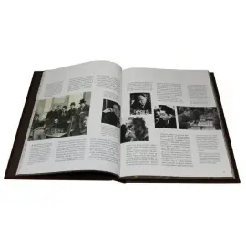 Подарочная книга в кожаном переплете "Шахматы. 2000 лет истории"
