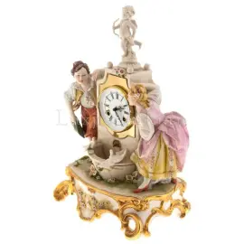 Часы "У фонтана"