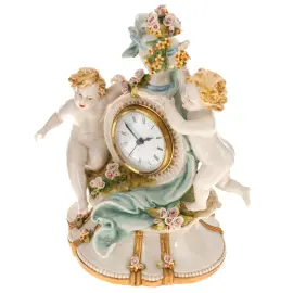 Часы с ангелочками