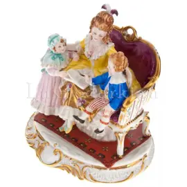 Скульптура "Семья Лючии" Скульптура "Семья Лючии"