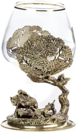 Набор для коньяка "Кабан-Медведь" с ножом и книгой "Охота" Набор для коньяка "Кабан-Медведь" с ножом и книгой "Охота"