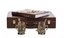 A set of cup holders "Boar-Elk" and a book "Hunting"