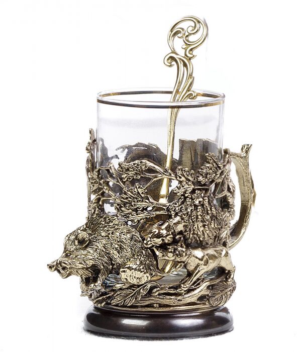 A set of cup holders "Wild Boars" and a book "Hunting"