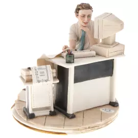 Статуэтка "Инженер"