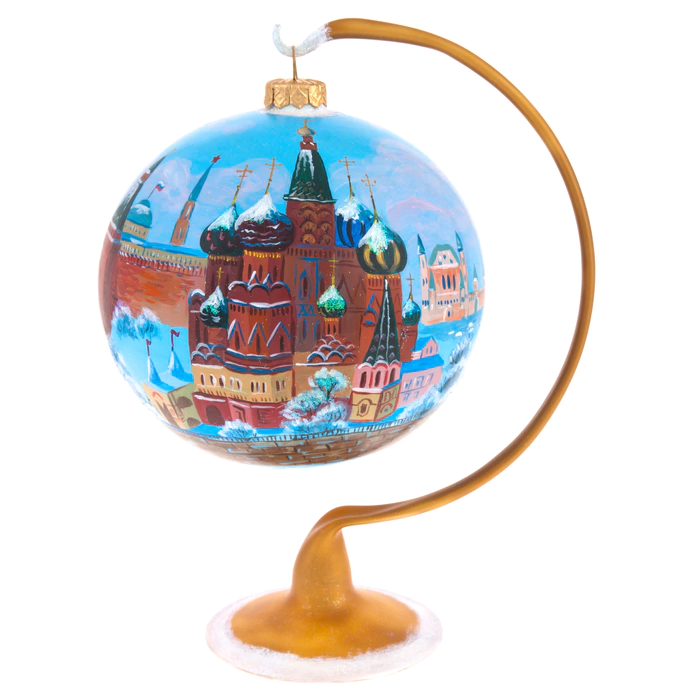 A ball on a Kremlin stand in a circle (day)