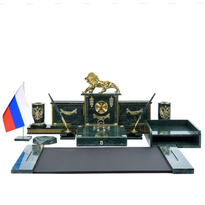 Настольный набор руководителя из мрамора "Лев"