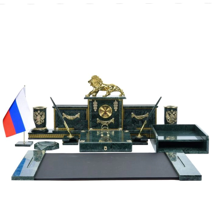 Настольный набор руководителя из мрамора "Лев"