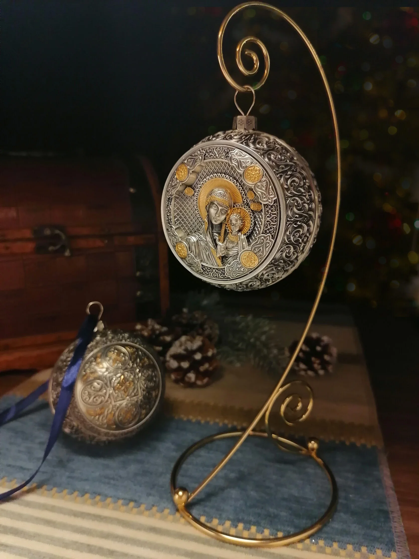 Set of 6 Silver Christmas balls "Christmas Holiday"