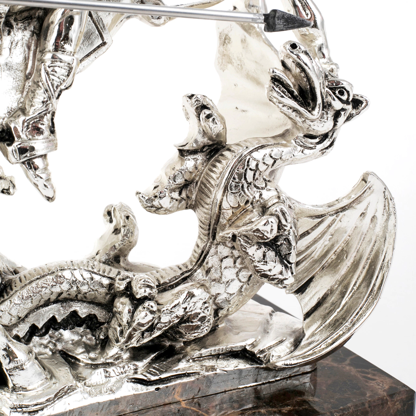 Скульптура "Георгий Победоносец" (Saint George silvering)
