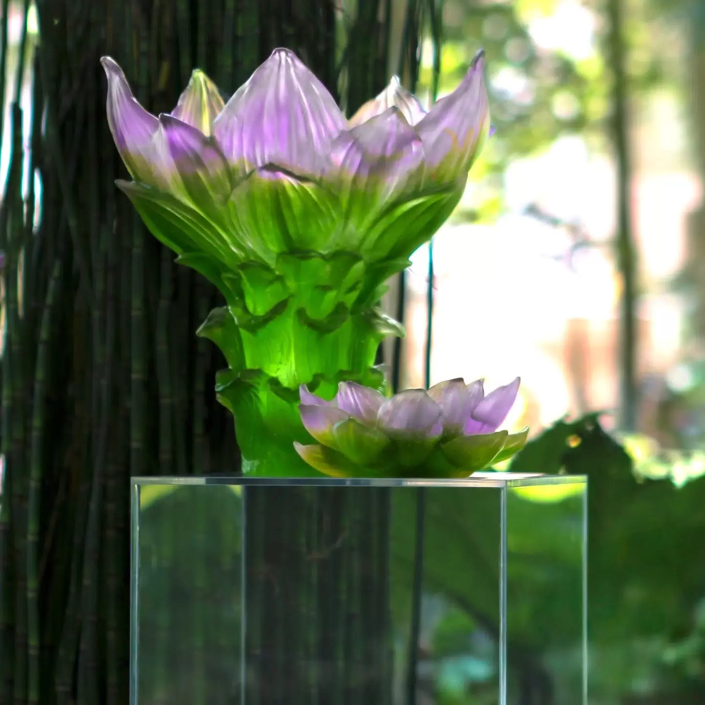 Хрустальная ваза "Large Jardin de Lotus" 35.5 см, зеленая