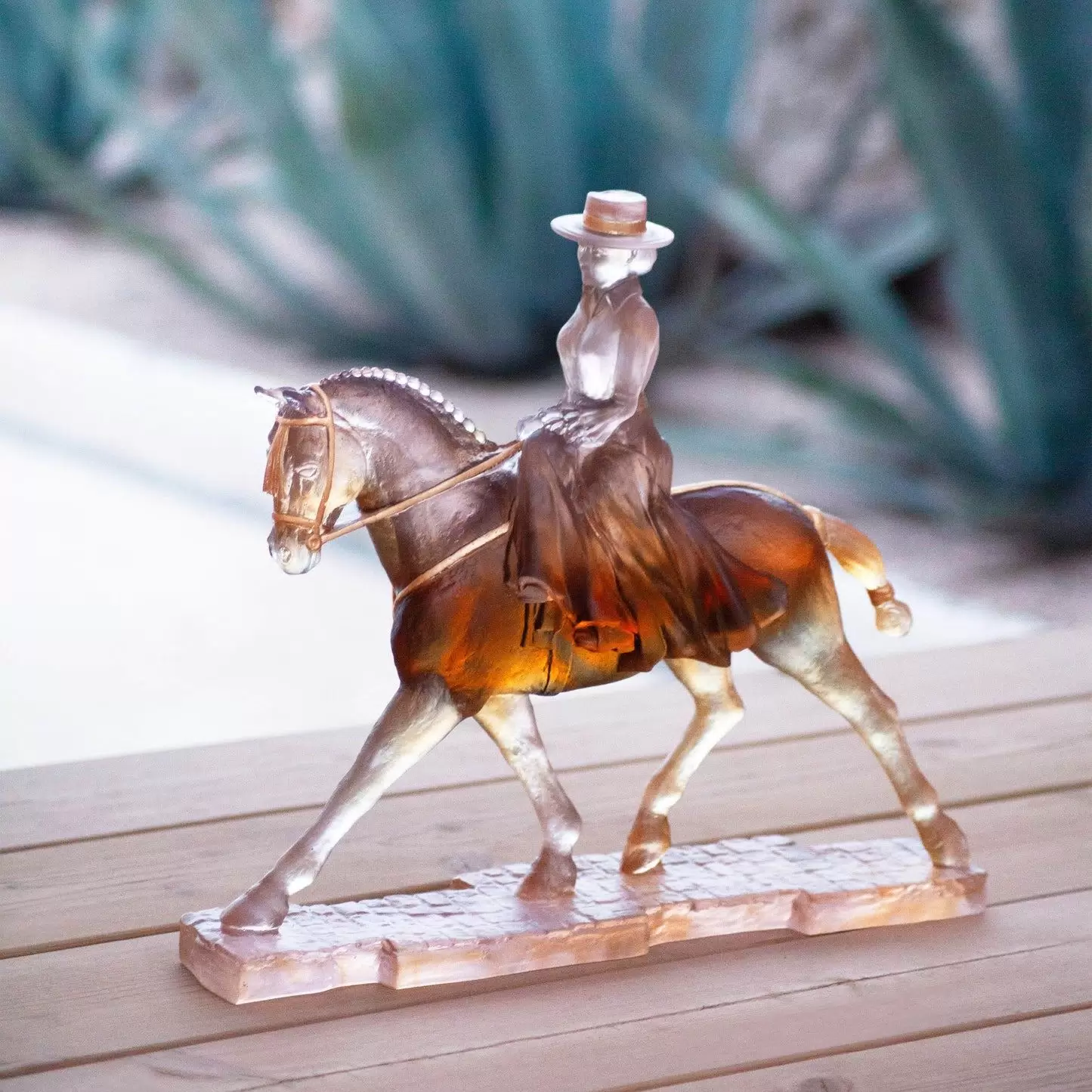 Хрустальная скульптура "Andalusian Horsewoman" янтарно-серая