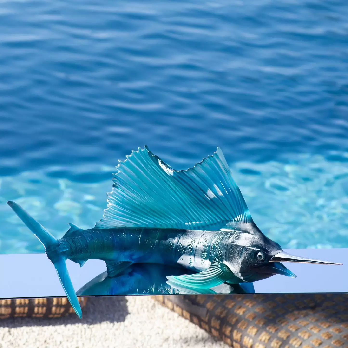 Хрустальная скульптура "Sailfish" голубая