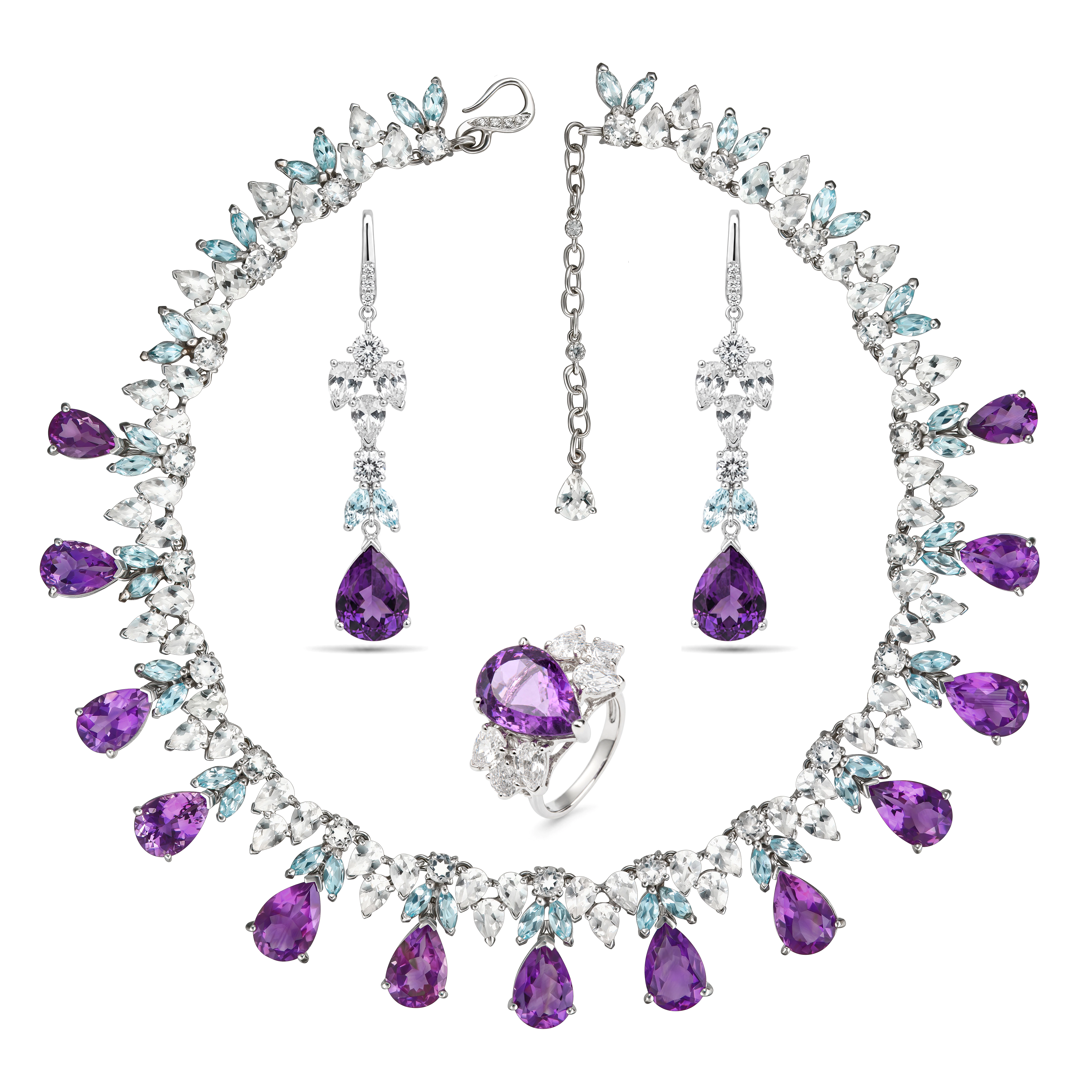 Набор ювелирных украшений из серебра с синтетическим кварцем и топазом